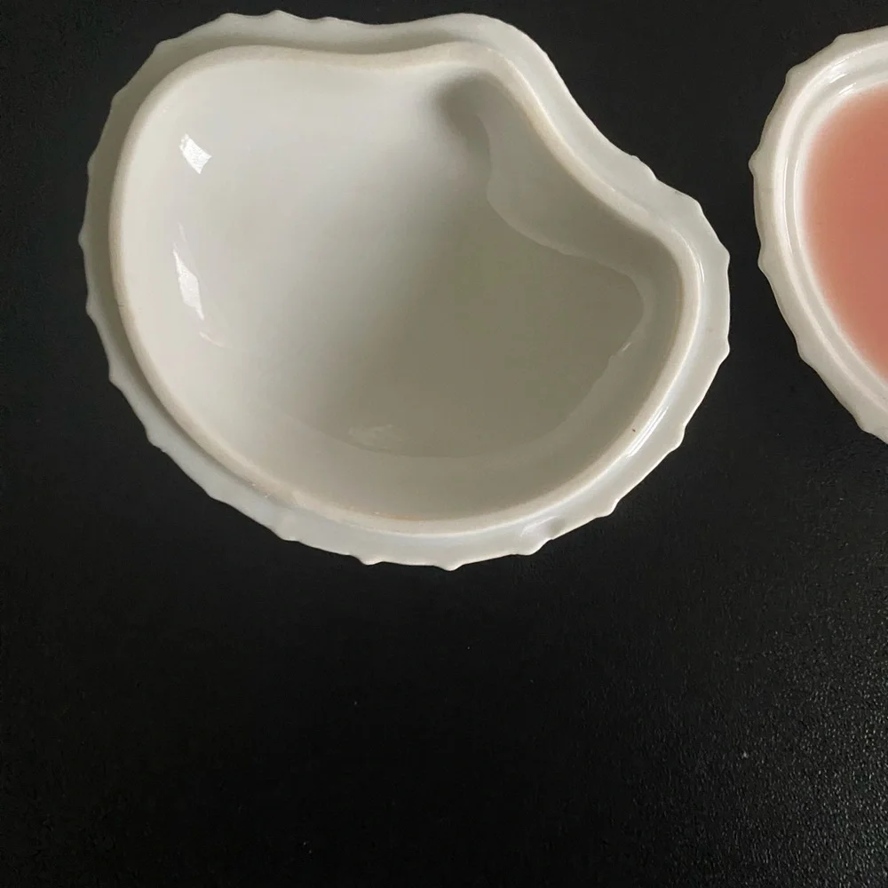 Vintage Ceramic Iridescent 4” Mini Shell-Shaped Scalloped Candle Holder